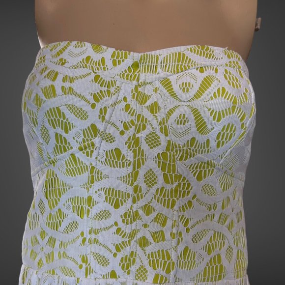 Guess Strapless Dress Size 14 Green White Knee Length Full Lace Stretch Lined - Picture 5 of 16